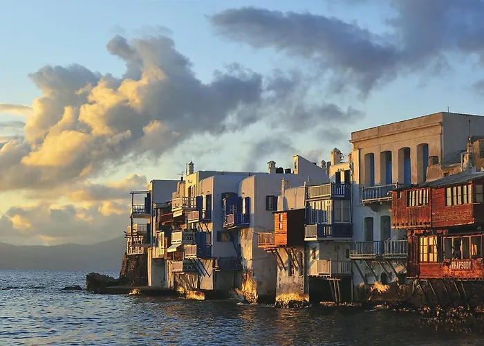 Little Venice Suites (Adults Only)
